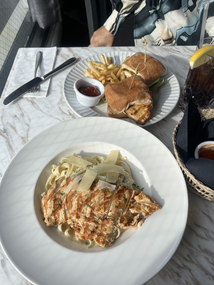 YUBI’S 78 RESTAURANT Updated June 2024 37 Photos & 17 Reviews 578