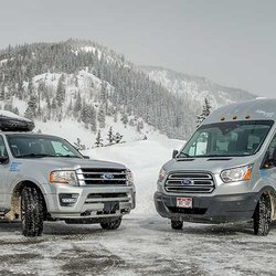Summit Express - Scheduled shuttle or private charter for your airport transportation to Breckenridge, Keystone and Copper Mountain.