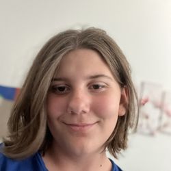 Great Clips - Daughters haircut