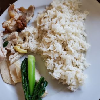 Red Chicken Thai - Chicken rice. Subtle flavors. - Thai Near Me - San Gabriel, California