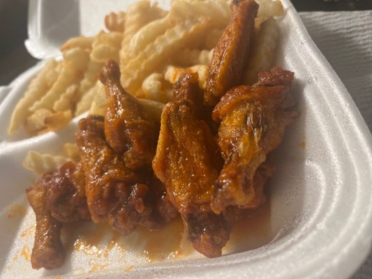 Wings R Us by null