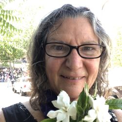 Donna Bach Traditional Naturopath - Donna Bach has been offering therapeutic massage in the Mother Lode since 1980.
