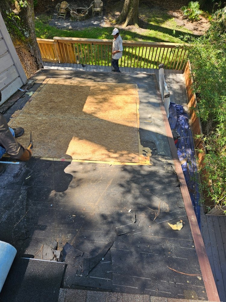 Slide of Master Elite Roofing