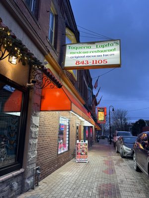 Taqueria Lupitas by null