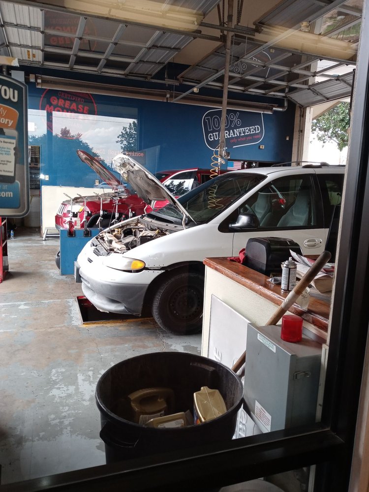 GREASE MONKEY Updated August 2024 11 Reviews 1401 N Prince St