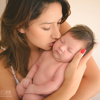 Little Lark Newborn Photography - Session Photography Near Me - Windsor, California Little Lark Newborn Photography - Session Photography Near Me - Windsor, California