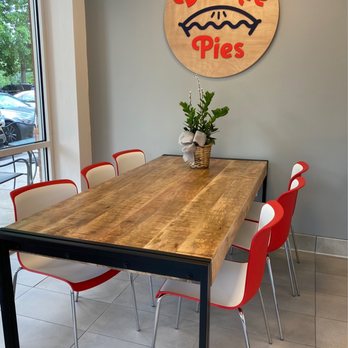 Doodle Pies - Front entrance table - Bakeries Near Me - Roswell, Georgia