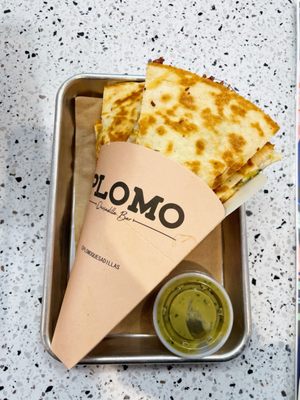 Plomo Quesadillas: Henderson Ave by null