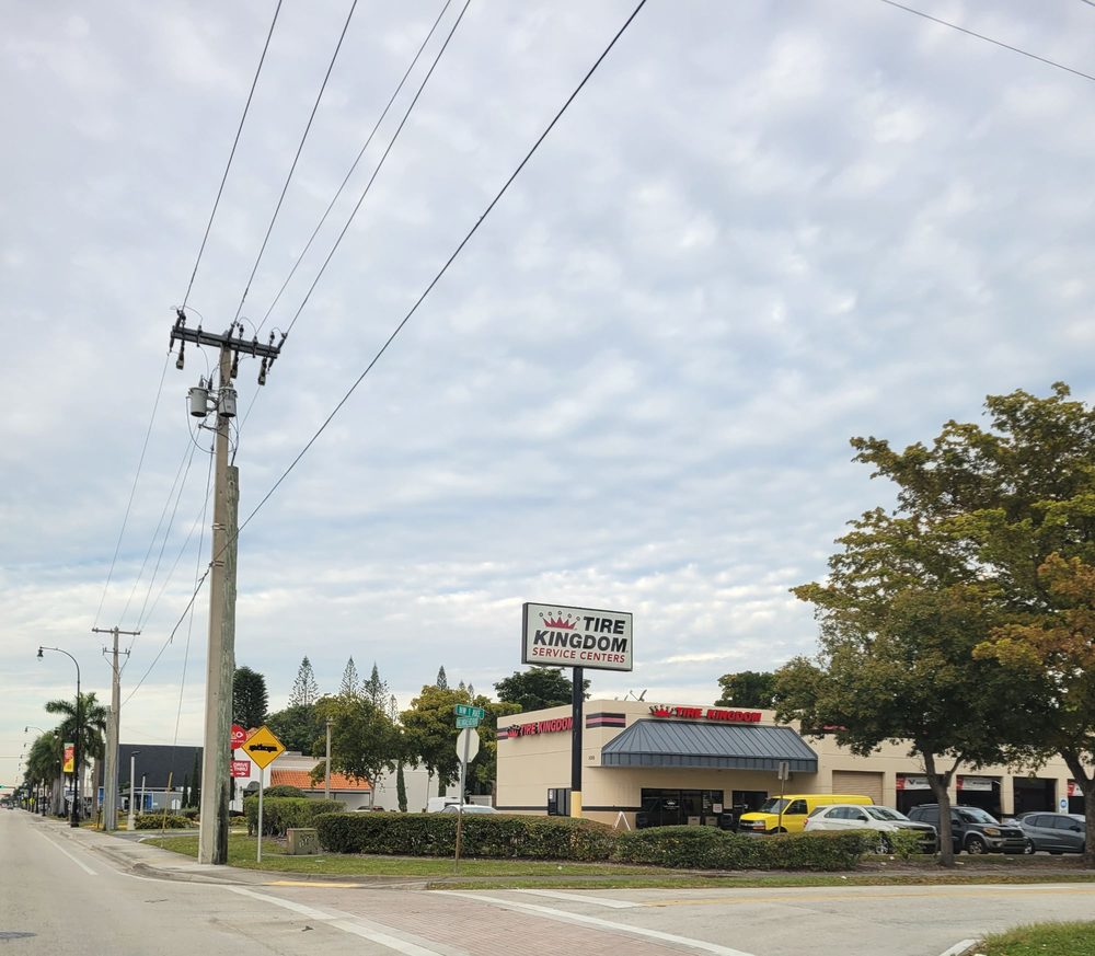 TIRE KINGDOM Updated October 2024 21 Photos & 48 Reviews 100 W