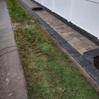 Joe's Yard Service - New fence and pavers with planters - Tree Services Near Me - Yakima, Washington
