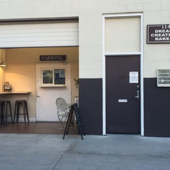 Dreamy Creations - 3.4.16 who knew. Bakery in an industrial location. Just follow the balloons! - Desserts Near Me