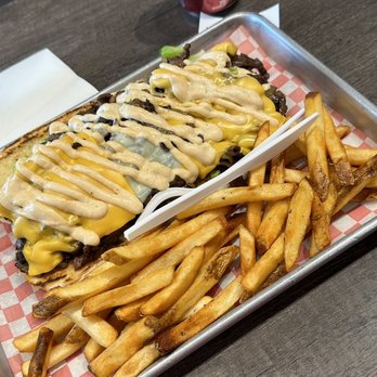 Gladiator Burger & Steaks - Burgers Near Me - Mississauga, Ontario Gladiator Burger & Steaks - Burgers Near Me - Mississauga, Ontario