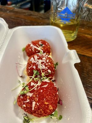 La Tingeria Alexandria by null