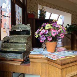Spring City Hotel - An old school feel!