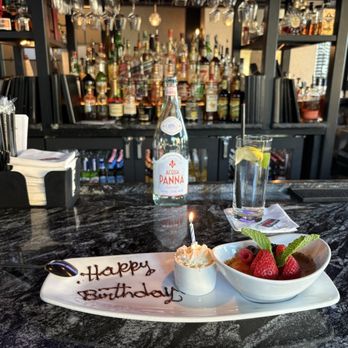 Ruth's Chris Steak House - Seafood Near Me - Somerville, Massachusetts