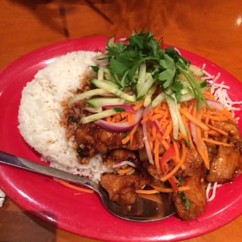 Pei Wei Asian Kitchen - Caramel Chicken - Asian Fusion Near Me - Plano, Texas