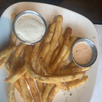 Half Shell Oyster House - Seafood Near Me - Biloxi, Mississippi
