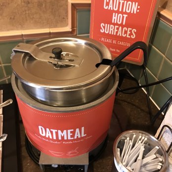 Hampton Inn & Suites Stillwater - Everyone's favorite breakfast buffet staple...a whole meal made of oats-outstanding consistency and flavor! - Hotels Near Me - Stillwater, Oklahoma
