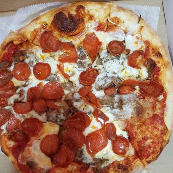 Steve's Pizza - Steve's Special (hold the mushrooms and green peppers) - Pizza Near Me - Miami, Florida