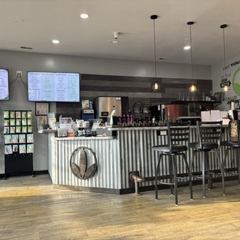Thirsty Frog - Inside - Juice Bars & Smoothies Near Me - Lowell, Indiana Thirsty Frog - Inside - Juice Bars & Smoothies Near Me - Lowell, Indiana