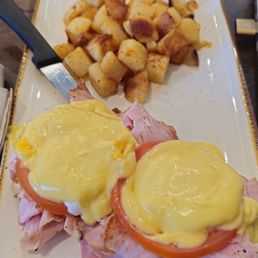 Eggs Benedict