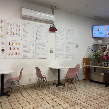 Favoritea Cafe - Asian Fusion Near Me - Burbank, California