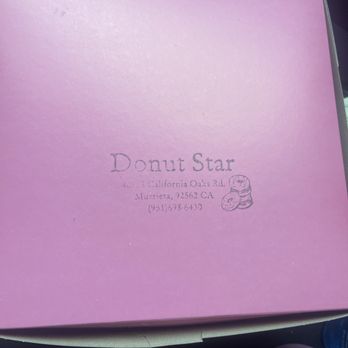 Donut Star - Cute pic box to carry your treats in - Donuts Near Me - Murrieta, California
