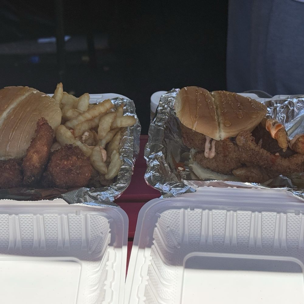 Oh Honey On the Bay - Fish sandwich platters - Seafood Near Me - Baltimore, Maryland Oh Honey On the Bay - Fish sandwich platters - Seafood Near Me - Baltimore, Maryland