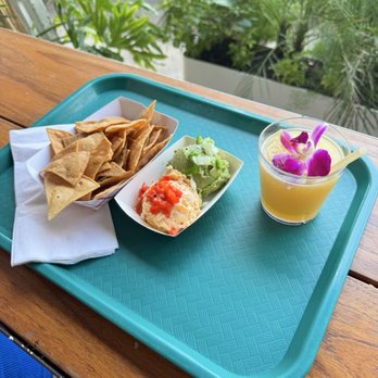 Pool Burger - POOL CHIPS WITH GUACAMOLE & JALAPEÑO PIMENTO Frozen Hurricane - Tiki Bars Near Me - Austin, Texas Pool Burger - POOL CHIPS WITH GUACAMOLE & JALAPEÑO PIMENTO Frozen Hurricane - Tiki Bars Near Me - Austin, Texas