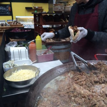 Le Marche du Quartier - Sandwich = 6 pounds, +1 for to add cheese - Beer, Wine & Spirits Near Me - London, XGL
