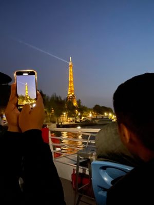 Vedettes du Pont Neuf by null