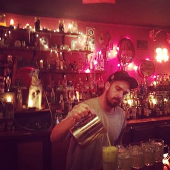 Tio's - Dance Clubs Near Me - Surry Hills, NSW