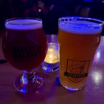 Figurehead Stone Way - King Of Lions Red (Blackberry + Lemon Sour) and Salmon Bay IPA - Breweries Near Me - Seattle, Washington Figurehead Stone Way - King Of Lions Red (Blackberry + Lemon Sour) and Salmon Bay IPA - Breweries Near Me - Seattle, Washington