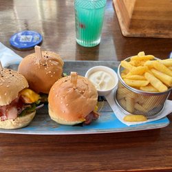 Longboards Laidback Eatery & Bar - Tasting plate