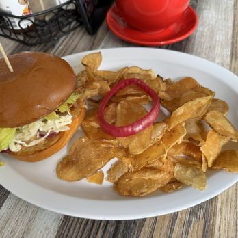 Wild Oak Cafe - Spicy fried chicken sandwich - Cafes Near Me - Glendale, California Wild Oak Cafe - Spicy fried chicken sandwich - Cafes Near Me - Glendale, California