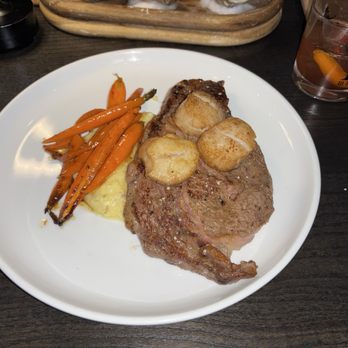 Ruhlman's Steakhouse - Ribeye, carrots, mashed potatoes, and scallops - Steakhouses Near Me - Ashland, Nebraska Ruhlman's Steakhouse - Ribeye, carrots, mashed potatoes, and scallops - Steakhouses Near Me - Ashland, Nebraska