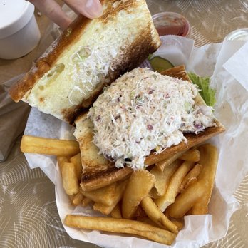 Barbara's Fishtrap - Dungeness Crab Sandwich - Seafood Near Me - Half Moon Bay, California Barbara's Fishtrap - Dungeness Crab Sandwich - Seafood Near Me - Half Moon Bay, California