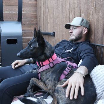 Stagecoach Smokehouse - Dog Friendly Patio! - Steakhouses Near Me - Sedona, Arizona