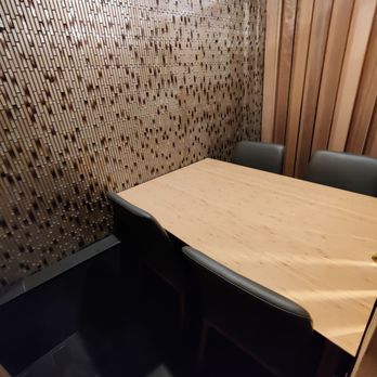 Sushi Aki - Inside of the private room - Japanese Near Me - Honolulu, Hawaii