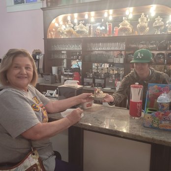 Old Town Slidell Soda Shop - Banana Sundae - Ice Cream & Frozen Yogurt Near Me - Slidell, Louisiana Old Town Slidell Soda Shop - Banana Sundae - Ice Cream & Frozen Yogurt Near Me - Slidell, Louisiana