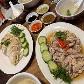 Ginger & Scallion - Classic chicken breast (left) drunken chicken dark meat (right) - Thai Near Me - Seattle, Washington Ginger & Scallion - Classic chicken breast (left) drunken chicken dark meat (right) - Thai Near Me - Seattle, Washington