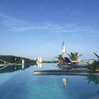 Jetaway Guru - Infinity Pool at The Palms Resort, Turks & Caicos - Travel Services Near Me - New York, New York