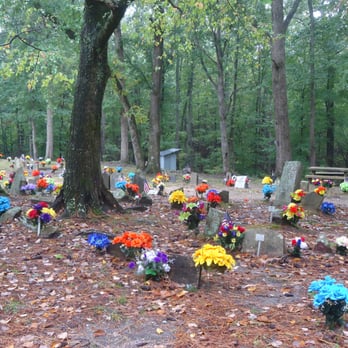Coon Dog Cemetery - Funeral Services & Cemeteries Near Me - Cherokee, Alabama