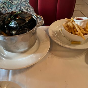Casimir French Bistro - Mussels & Fries - French Near Me - Boca Raton, Florida Casimir French Bistro - Mussels & Fries - French Near Me - Boca Raton, Florida