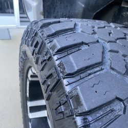 Econos Used Tire Service - USED 35x12.5r20