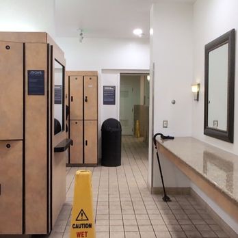 In-Shape Fitness - Locker room - Gyms Near Me - Tracy, California In-Shape Fitness - Locker room - Gyms Near Me - Tracy, California