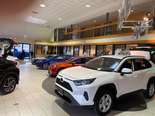 CAMBRIDGE TOYOTA - Updated December 2025 - 2400 Eagle Street North ...