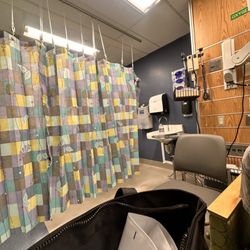 Kaiser Permanente Moreno Valley Medical Center - Curtain rooms