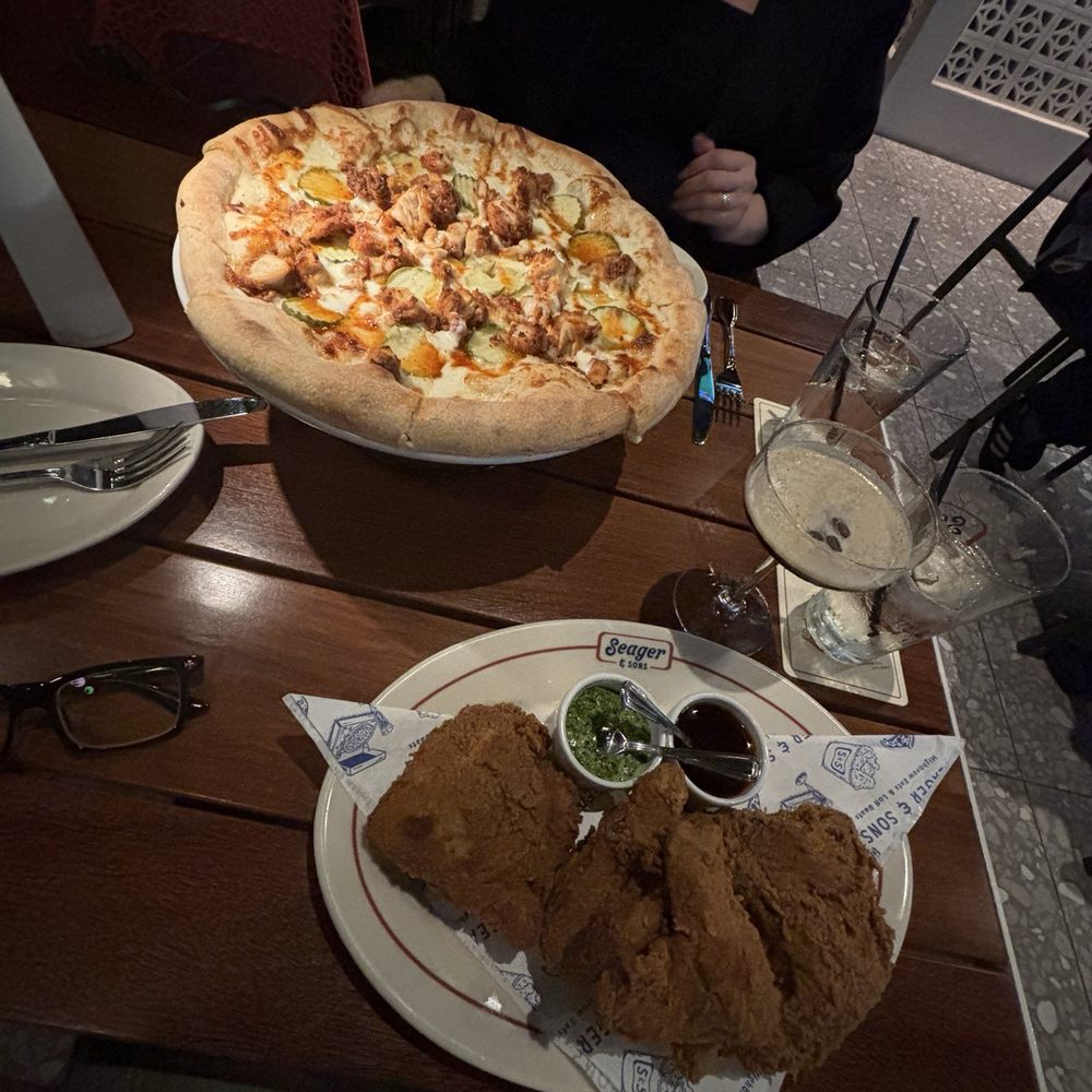 Seager & Sons - Fried Chicken Pizza with pickles and chicken - Pizza Near Me - Plano, Texas Seager & Sons - Fried Chicken Pizza with pickles and chicken - Pizza Near Me - Plano, Texas