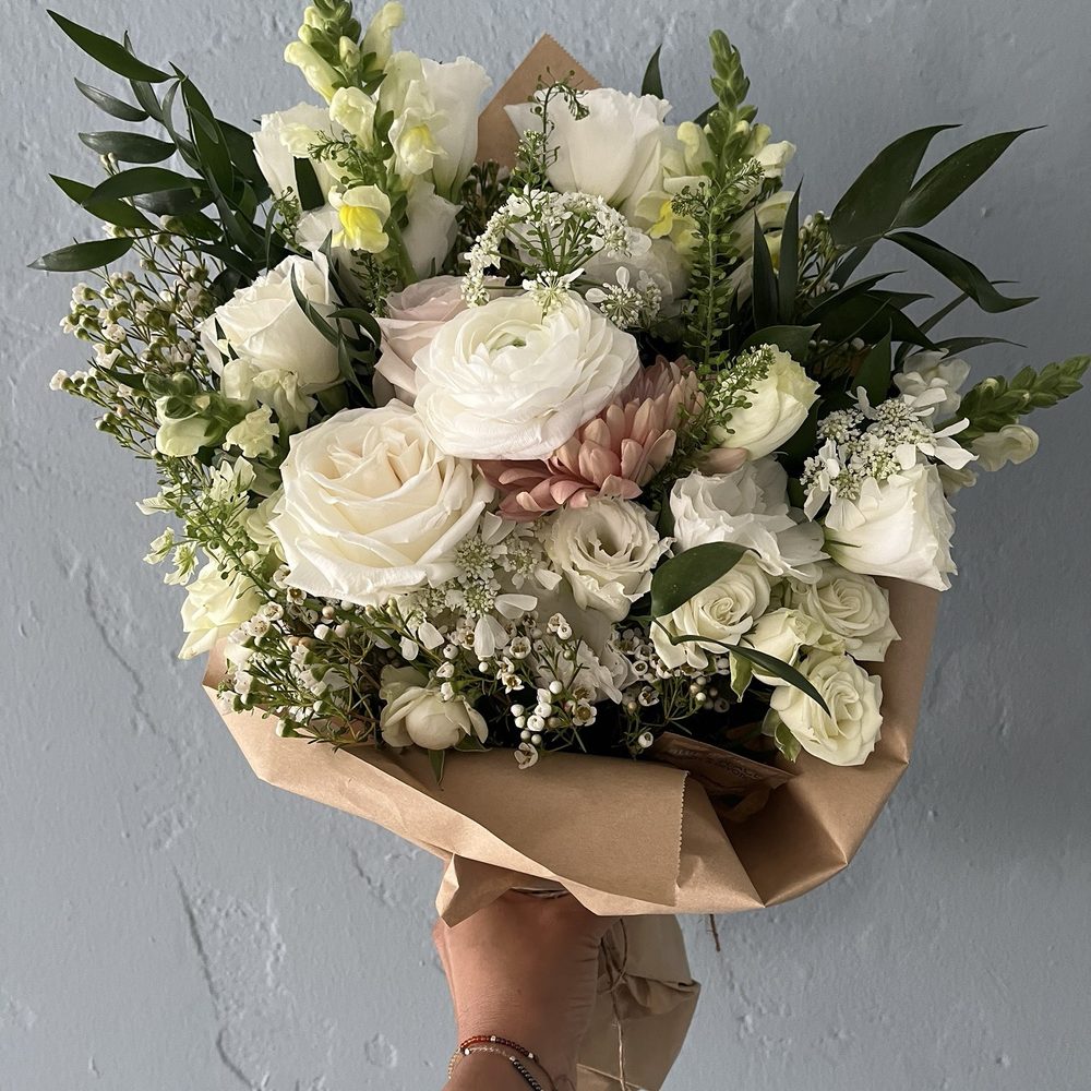Flower arrangement
